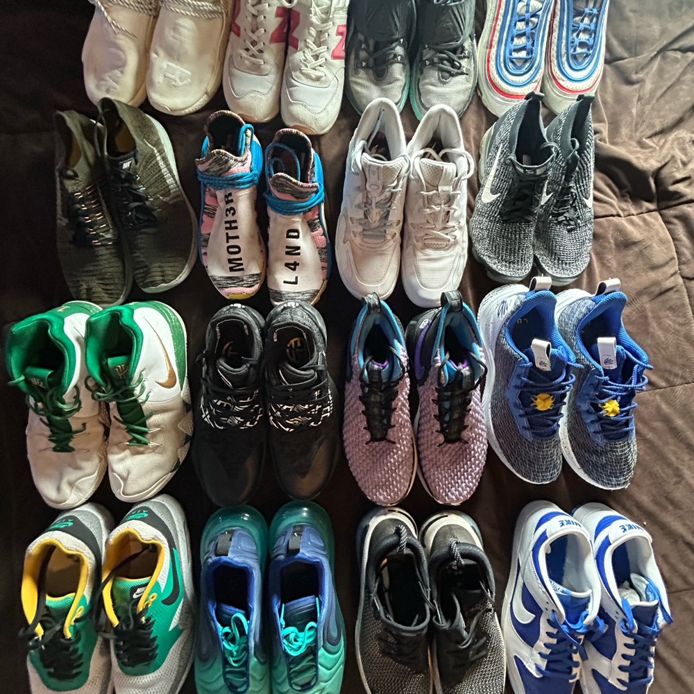 Men’s Shoe Lot Size 11-13